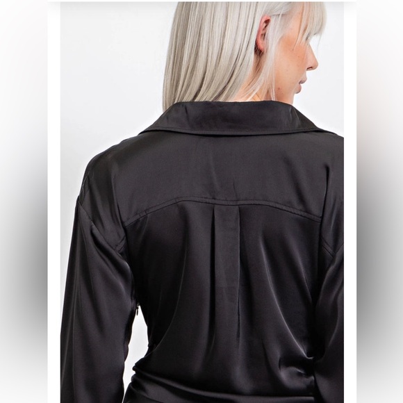 Satin cowl neck rouched detail long sleeve mini black dress. NWT. - Picture 2 of 6